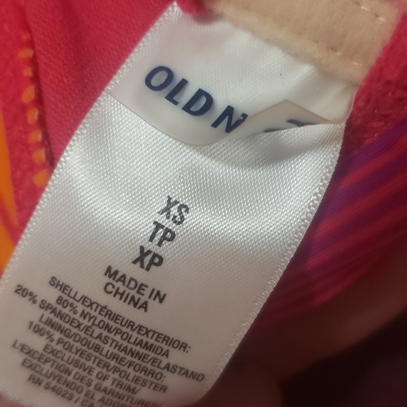 Bikini - Picture 4 of 5